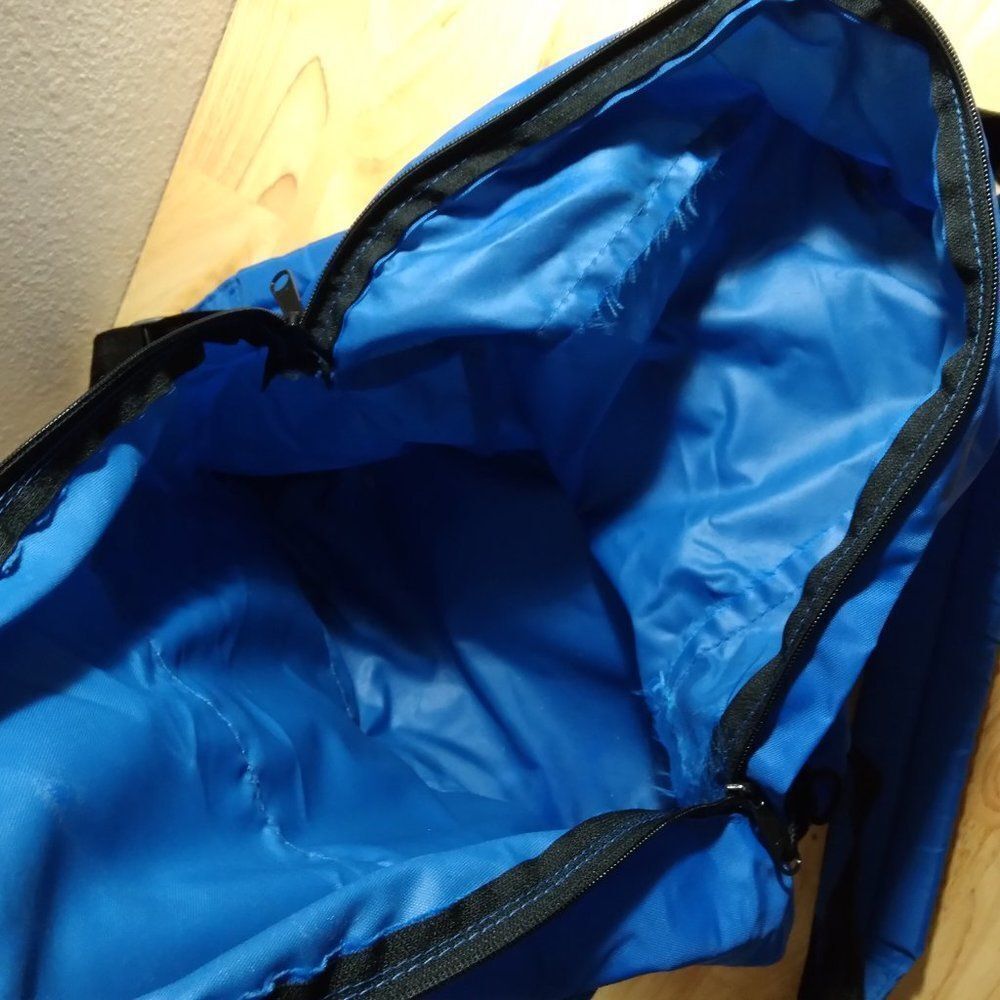 Vintage Eastpak Vinyl Bottom Backpack USA - Picture 7 of 7